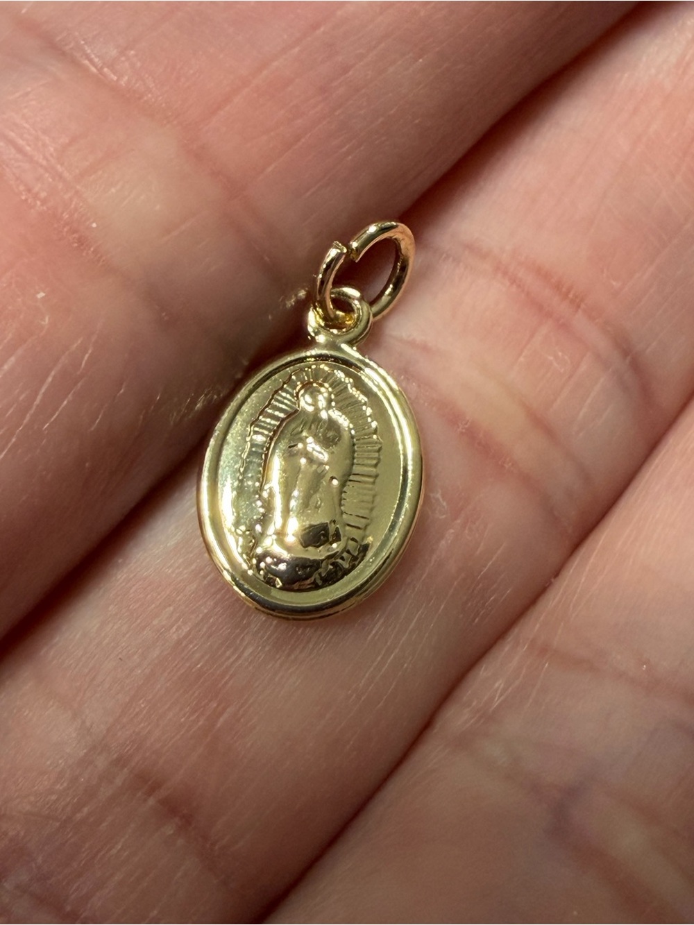 Pretty Bird USA Gold-Plated Virgin Mary Oval Charm Pendant